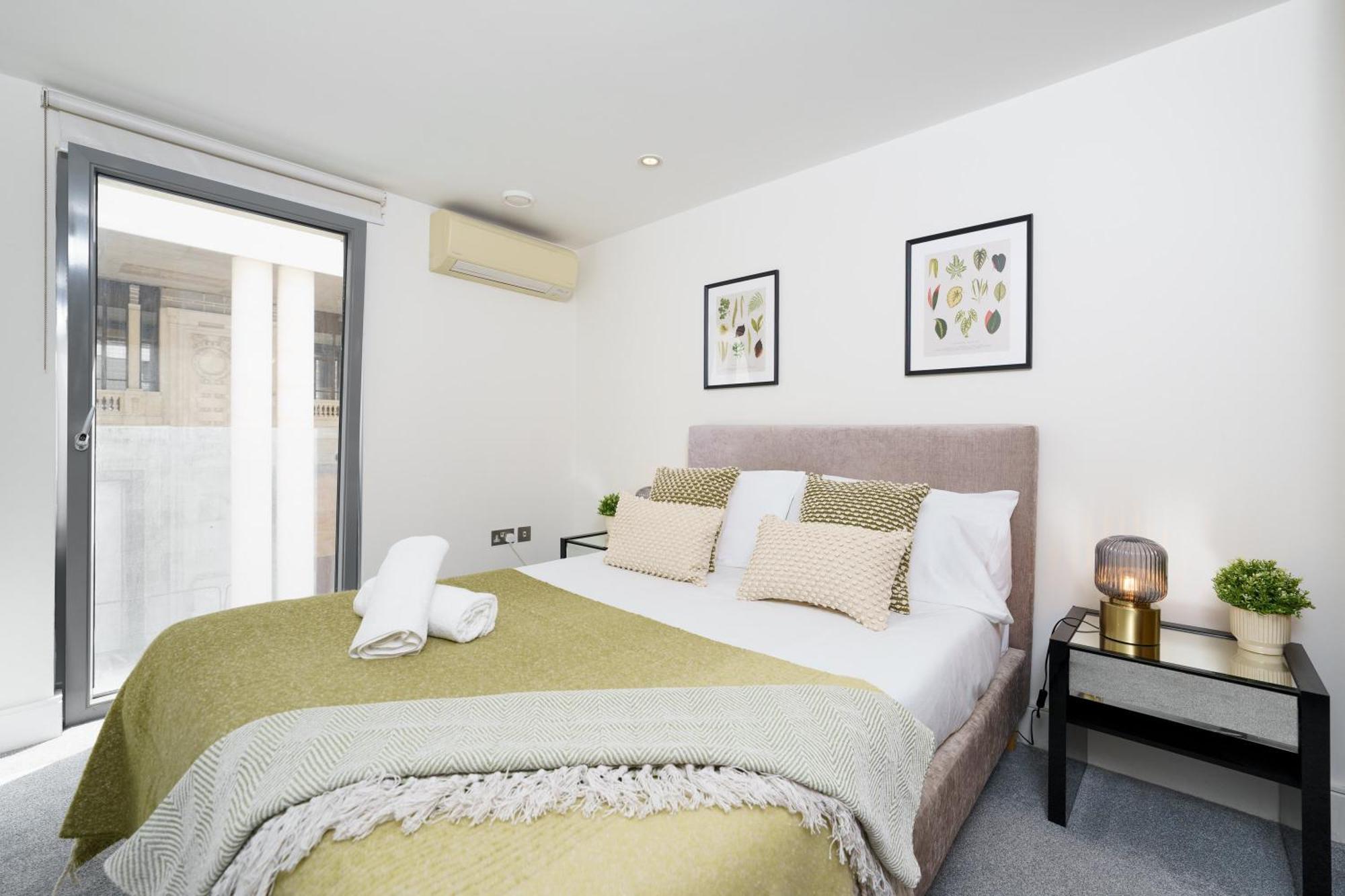 Modern 3 Bed 2 Bath Apartment Hyde Park ロンドン エクステリア 写真